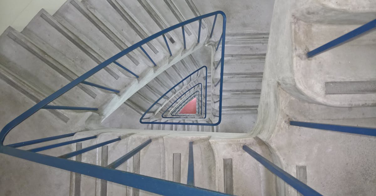 découvrez la vitrification d'escalier pour protéger et sublimer vos marches avec une finition durable et esthétique.