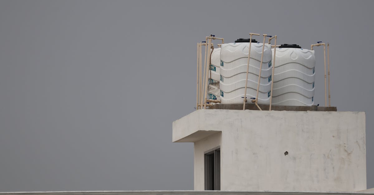 coût et installation d'une cuve en acier effet zinc : découvrez les prix, avantages et étapes pour installer votre réservoir avec un rendu esthétique et durable.