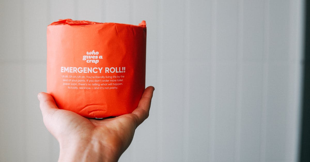 découvrez notre toilette suspendue avec lavabo intégré, alliant design moderne et gain de place pour une salle de bain fonctionnelle et esthétique.