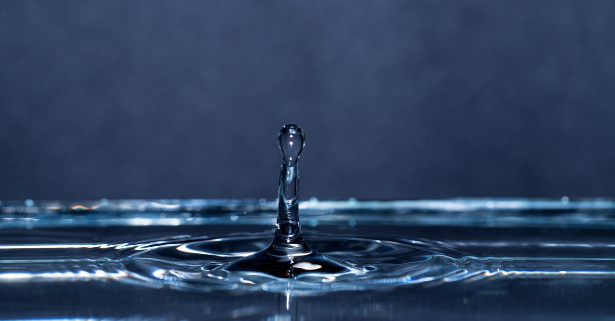 découvrez les réglementations sur les eaux usées pour assurer la conformité environnementale et protéger la santé publique.